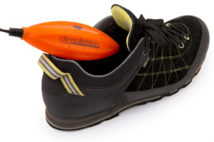 Přenosný vysoušeč bot celoplošně vysouší za pomoci teplého vzduchu