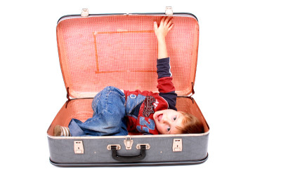 dítě v kufru, Malý dobrodruh