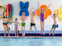 Radost z plavání  mohou mít všechny děti. Foto: www.juklik.cz