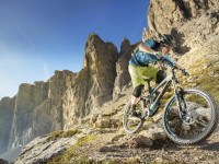 Jižní Tyrolsko je vyhlášeným rájem lyžařů, ale také cyklistů.