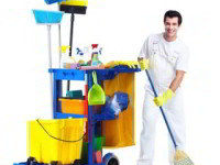 Dopřejte si letos klidné Vánoce a starost o pořádek přenechejte úklidové firmě. Foto: www.uklidyvbrne.cz