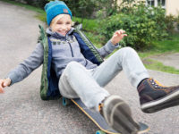 Na dětském oblečení hrají prim chytré materiály. Foto: www.skibi.cz